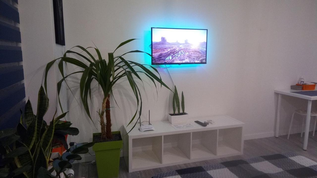 Georgeous Bright Studio In A Bright Residential Complex Comfort Town Кт-08 Kiev Exteriör bild